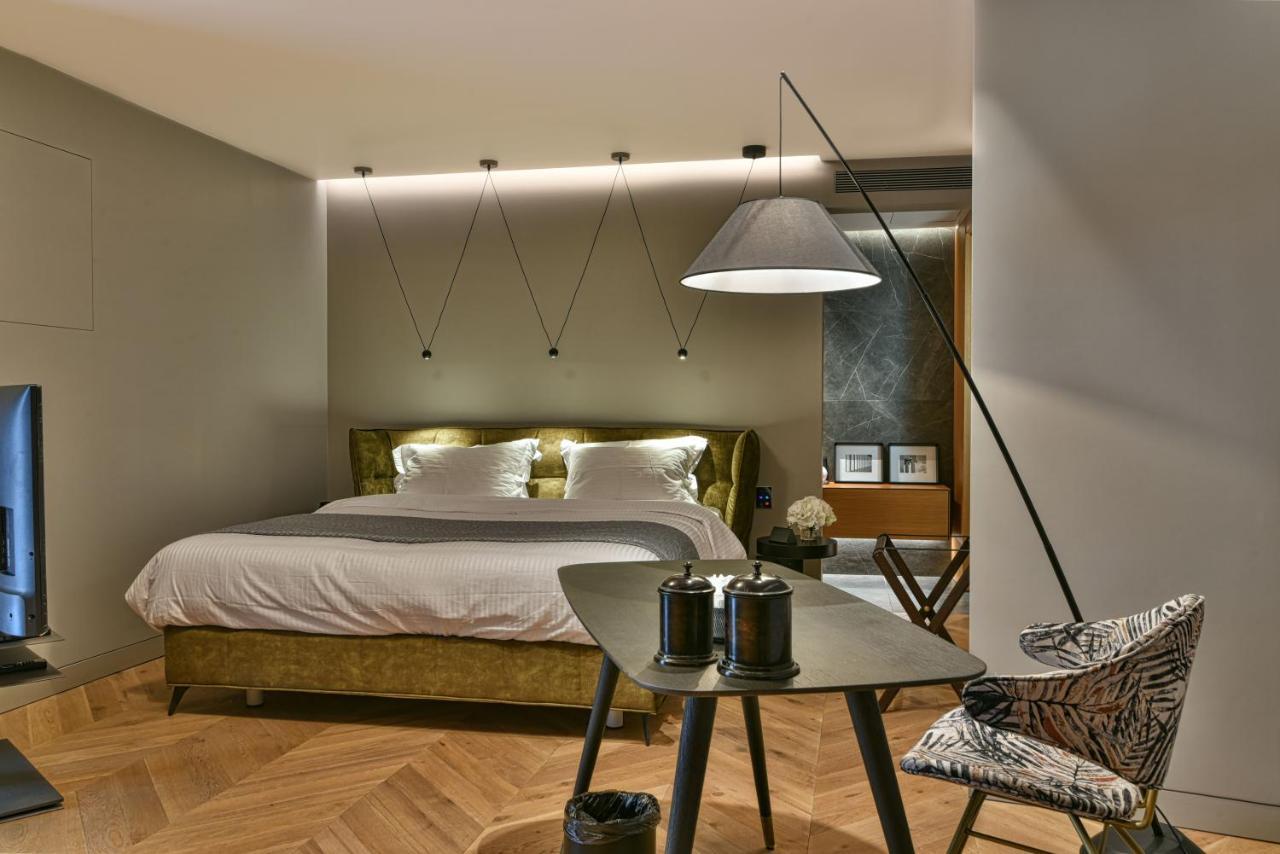 Nikiou Suites Luxury Residence Athén Kültér fotó