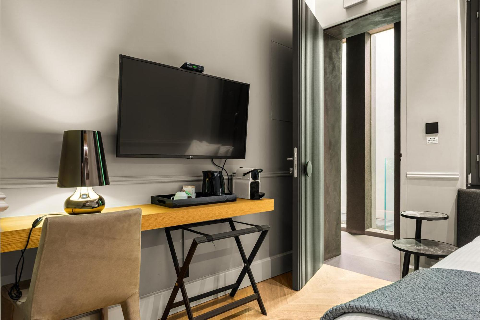 Nikiou Suites Luxury Residence Athén Kültér fotó